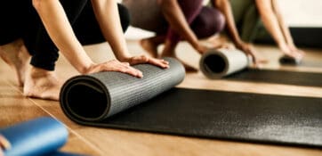 L’impact psychosomatique du yoga dans l’enseignement médical : revue systématique et méta-analyse