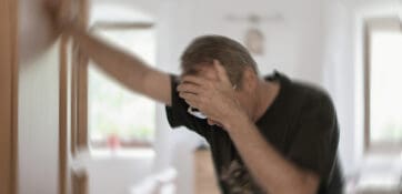 Effets de la thérapie de rééducation vestibulaire par rapport à la réalité virtuelle sur l’équilibre, les étourdissements et la démarche chez les patients victimes d’un AVC subaigu : un essai contrôlé randomisé