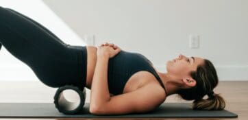 Le yoga est-il plus bénéfique que les interventions axées sur l&rsquo;exercice physique pour les patients souffrant de lombalgie chronique ?